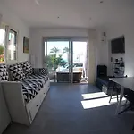 Sanarybeach Apartman